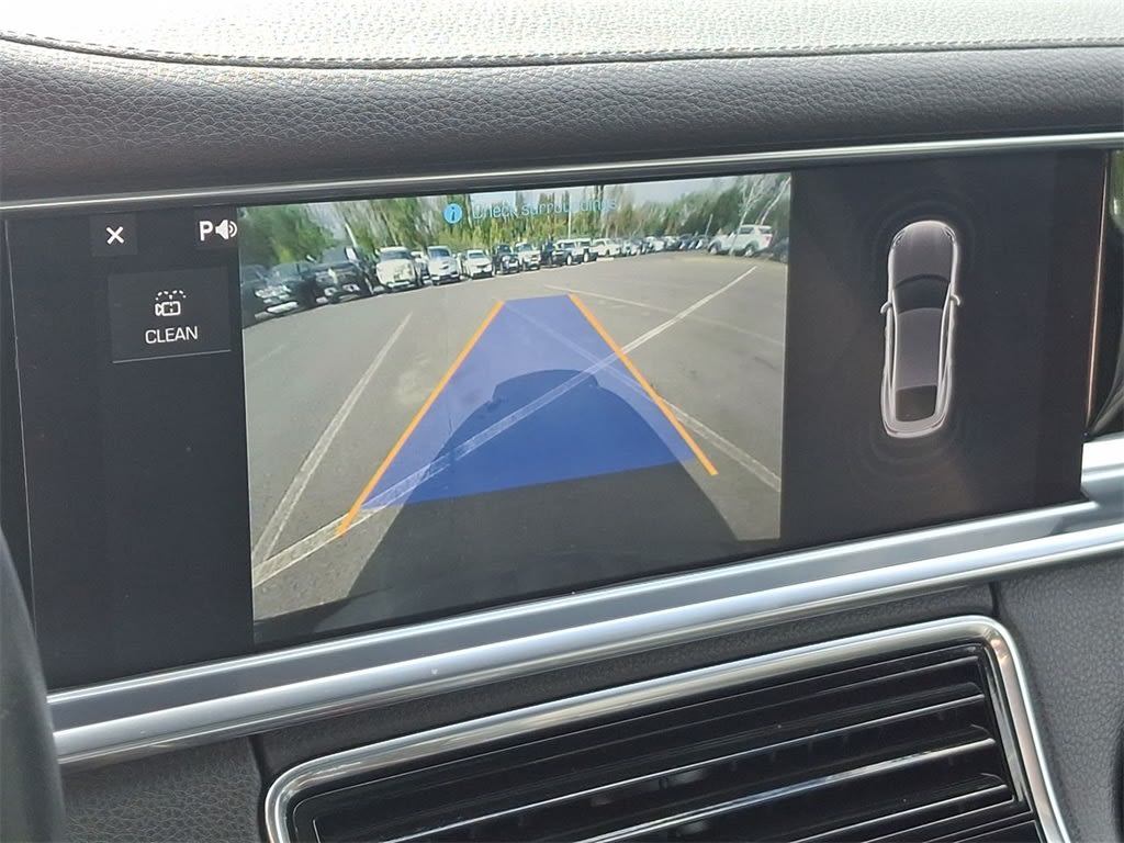 Thumbnail: 2020 Porsche Panamera - 24