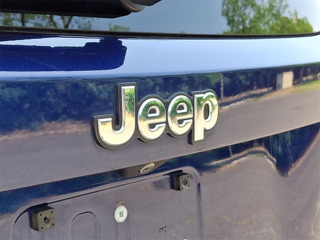 Thumbnail: 2017 Jeep Renegade - 5