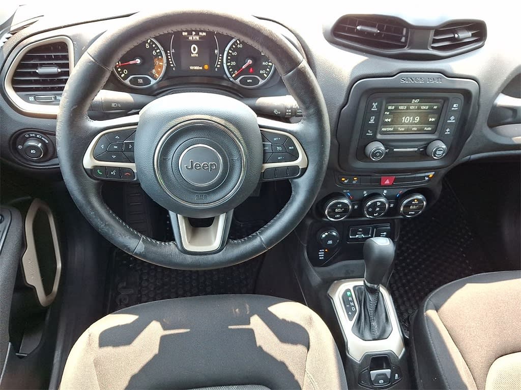 Thumbnail: 2017 Jeep Renegade - 7