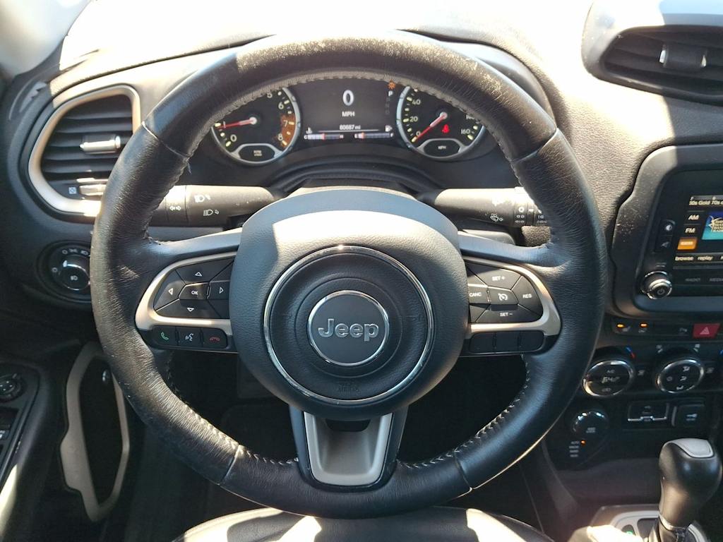 Thumbnail: 2016 Jeep Renegade - 11