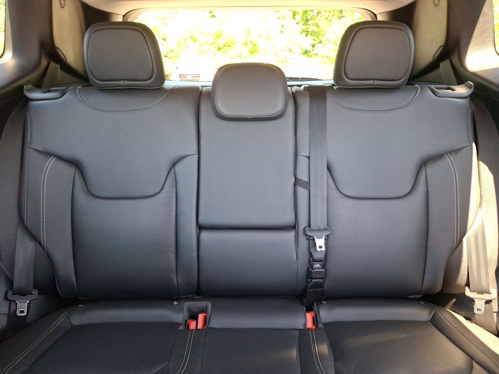 Thumbnail: 2016 Jeep Renegade - 22