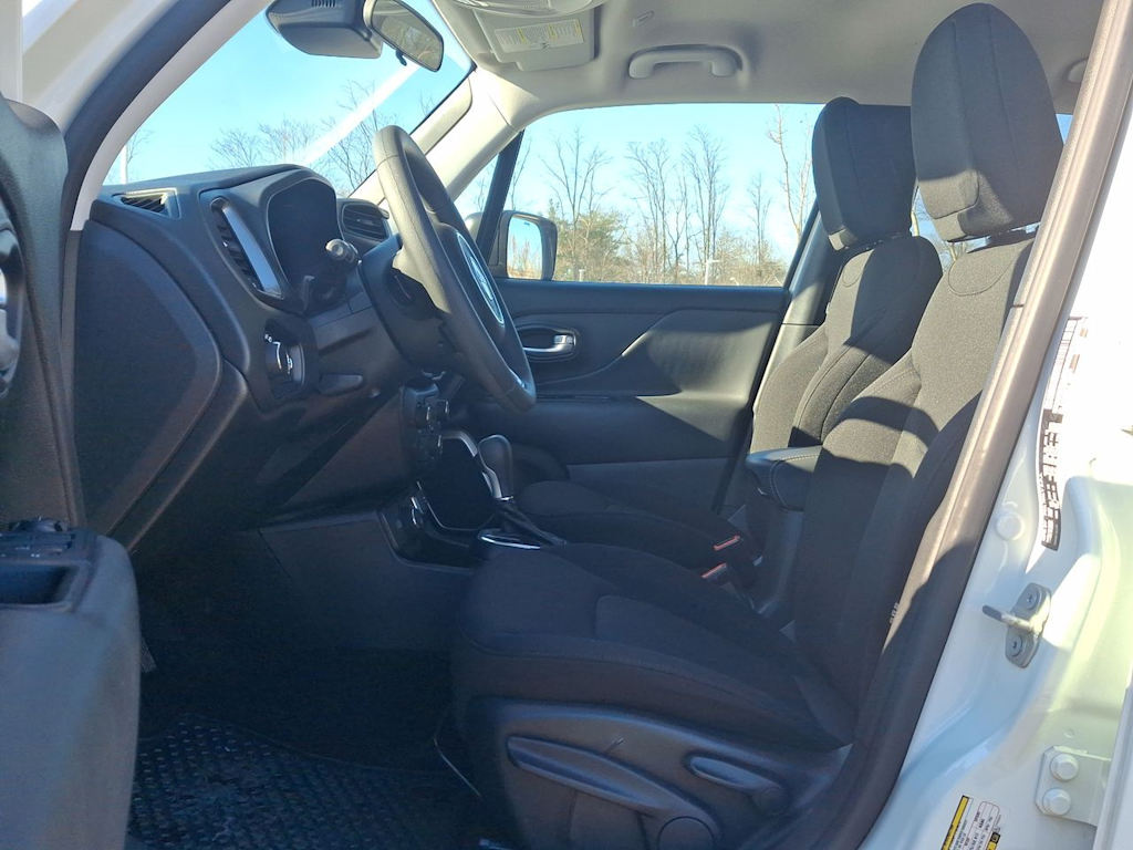 Thumbnail: 2023 Jeep Renegade - 24