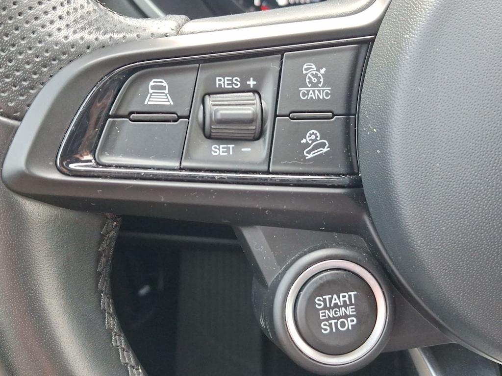 Thumbnail: 2024 Alfa Romeo Stelvio - 25