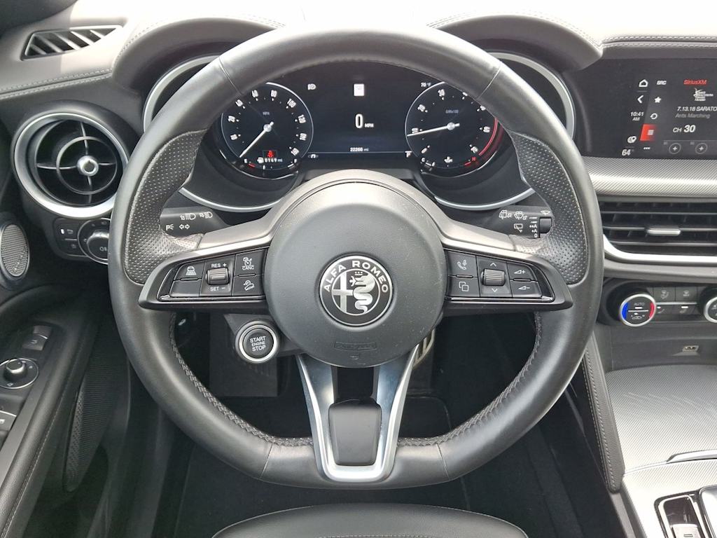 Thumbnail: 2024 Alfa Romeo Stelvio - 11