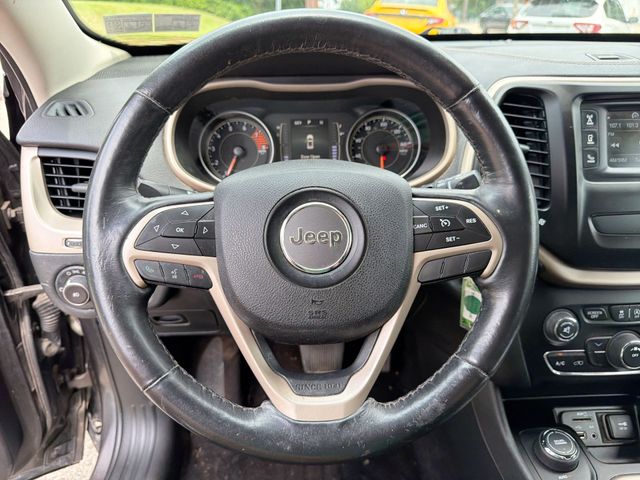 Thumbnail: 2016 Jeep Cherokee - 2