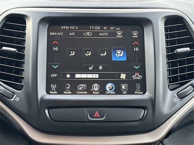 Thumbnail: 2016 Jeep Cherokee - 22