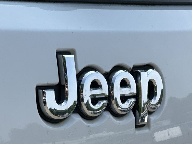 Thumbnail: 2019 Jeep Grand Cherokee - 7