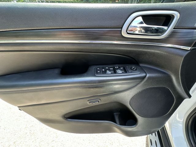 Thumbnail: 2019 Jeep Grand Cherokee - 26