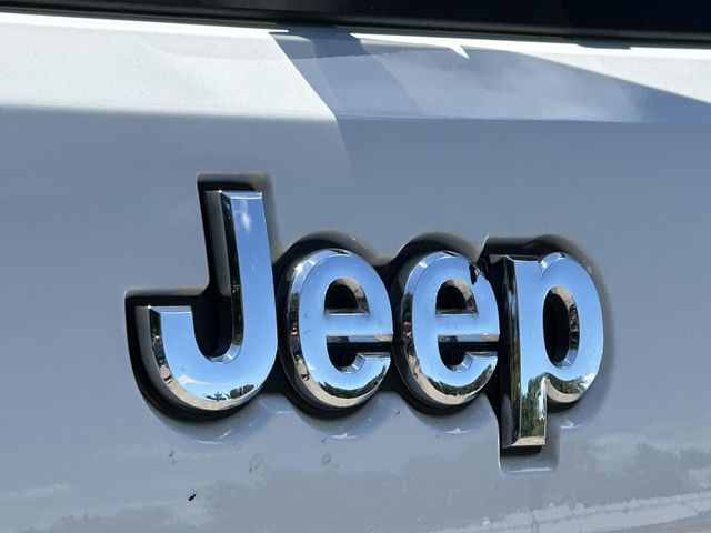 Thumbnail: 2019 Jeep Grand Cherokee - 7