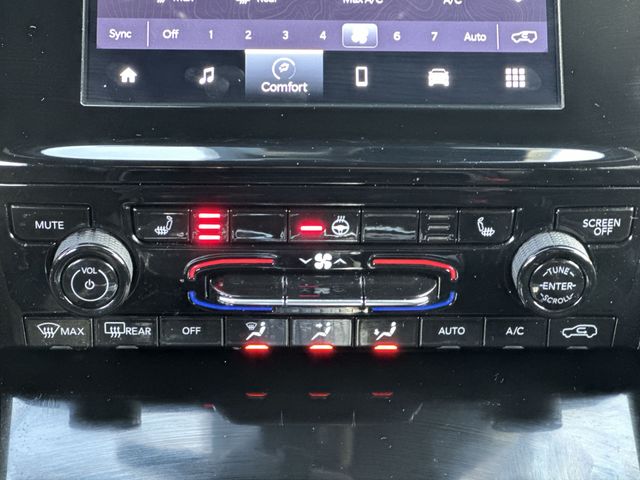 Thumbnail: 2025 Jeep Grand Cherokee - 24