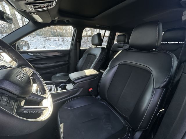 Thumbnail: 2025 Jeep Grand Cherokee - 10