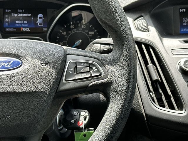 Thumbnail: 2016 Ford Focus - 15