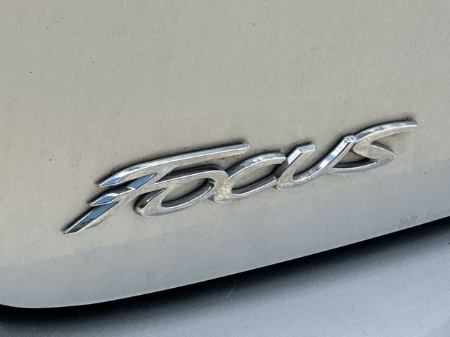 Thumbnail: 2016 Ford Focus - 18