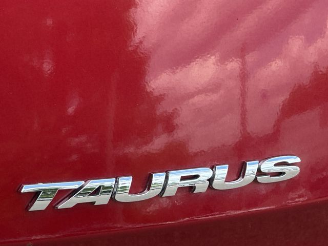Thumbnail: 2011 Ford Taurus - 6