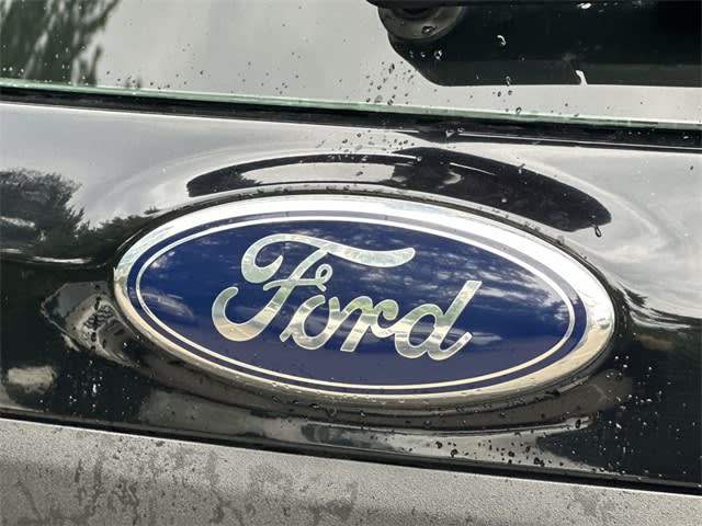 Thumbnail: 2015 Ford Explorer - 7
