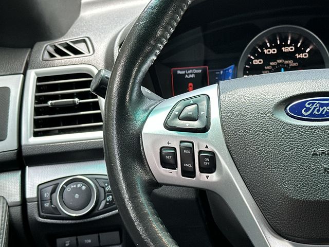 Thumbnail: 2014 Ford Explorer - 18