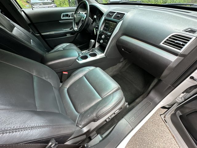 Thumbnail: 2014 Ford Explorer - 25