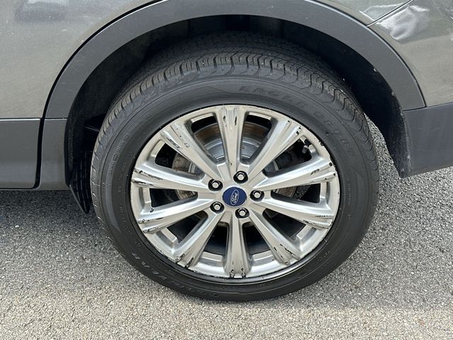 Thumbnail: 2017 Ford Escape - 8