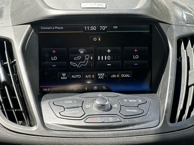 Thumbnail: 2015 Ford Escape - 20