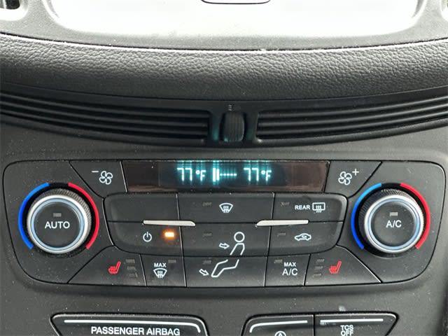 Thumbnail: 2019 Ford Escape - 19