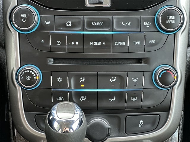 Thumbnail: 2015 Chevrolet Malibu - 21