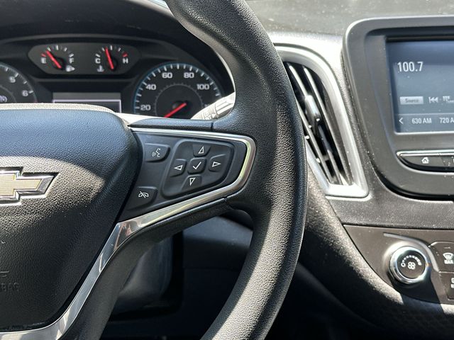 Thumbnail: 2016 Chevrolet Malibu - 19