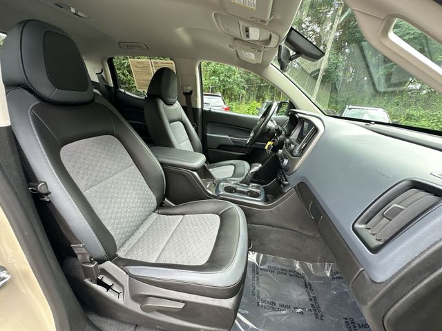 Thumbnail: 2022 Chevrolet Colorado - 25