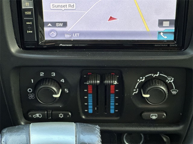 Thumbnail: 2008 Chevrolet TrailBlazer - 18