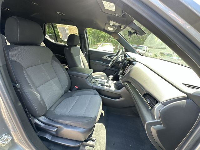 Thumbnail: 2023 Chevrolet Traverse - 26