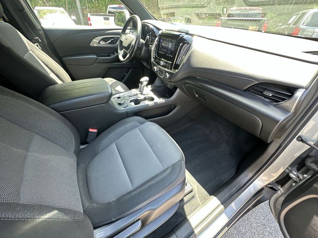 Thumbnail: 2023 Chevrolet Traverse - 11