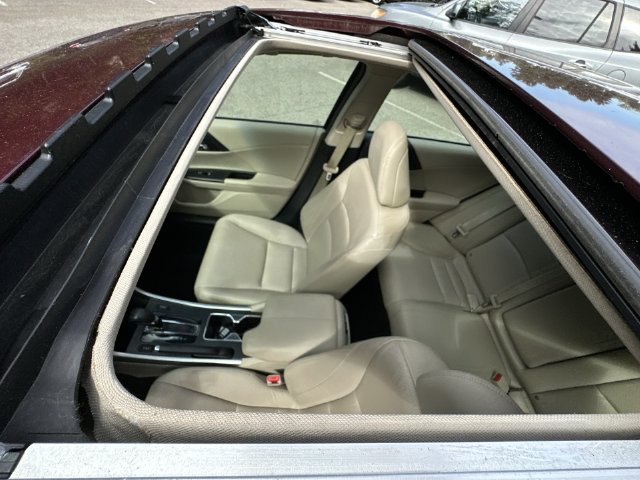 Thumbnail: 2013 Honda Accord - 17