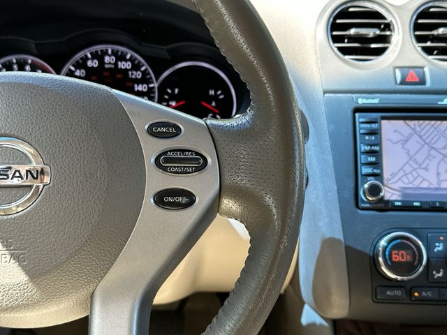 Thumbnail: 2012 Nissan Altima - 16