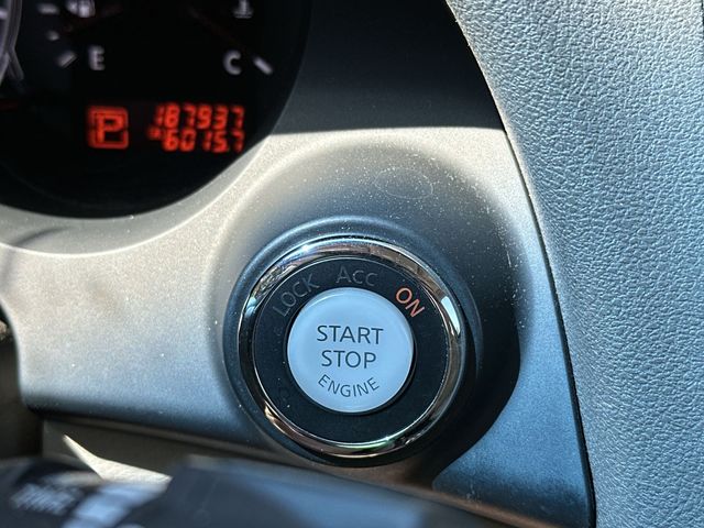 Thumbnail: 2012 Nissan Altima - 17