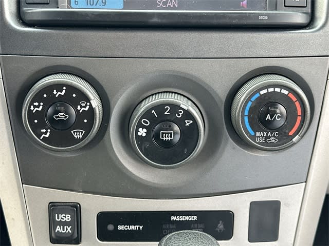 Thumbnail: 2013 Toyota Corolla - 19