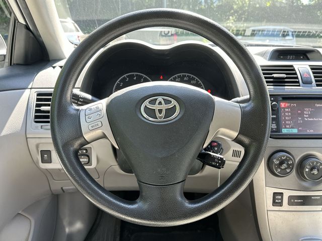 Thumbnail: 2013 Toyota Corolla - 2