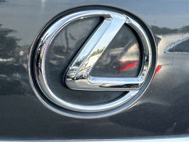 Thumbnail: 2011 Lexus RX - 7