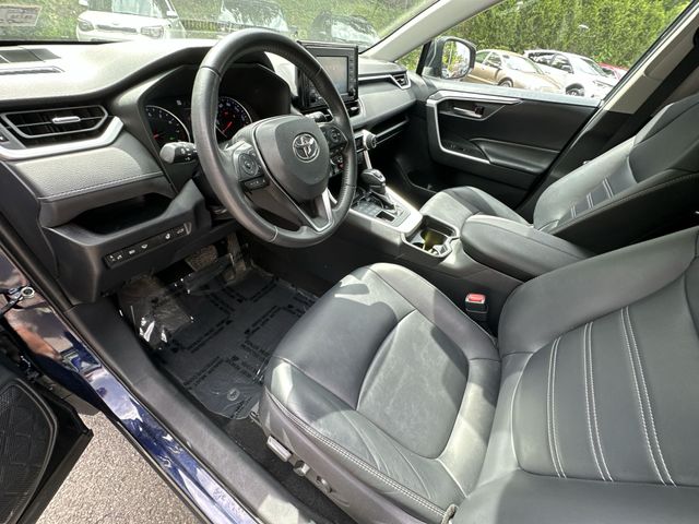 Thumbnail: 2019 Toyota RAV4 - 10