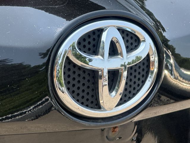 Thumbnail: 2017 Toyota RAV4 - 7
