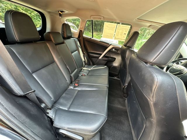 Thumbnail: 2017 Toyota RAV4 - 28