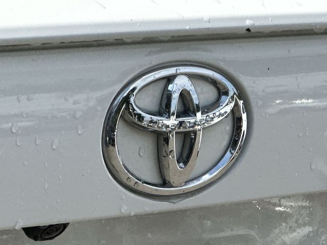 Thumbnail: 2022 Toyota RAV4 - 7