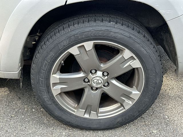 Thumbnail: 2011 Toyota RAV4 - 8