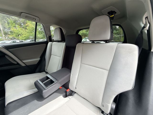 Thumbnail: 2017 Toyota RAV4 - 10