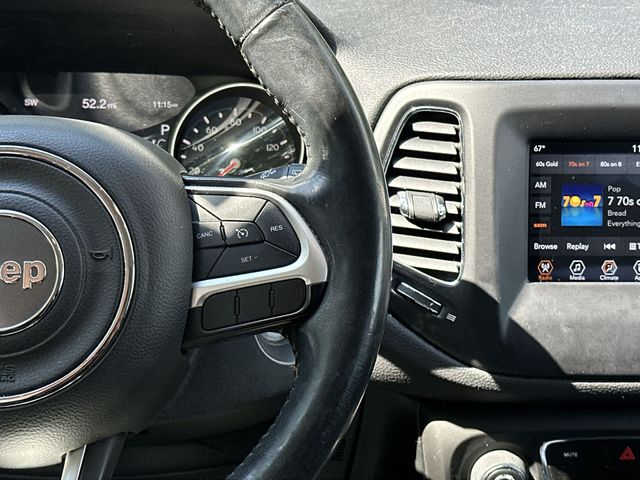Thumbnail: 2018 Jeep Compass - 9
