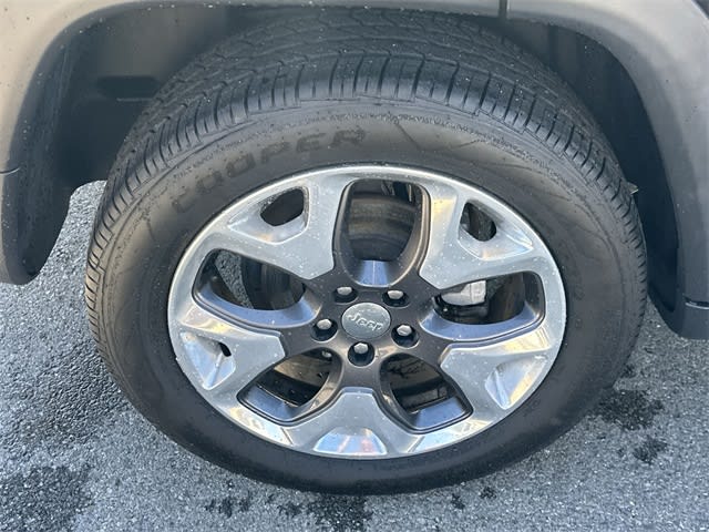 Thumbnail: 2017 Jeep Compass - 7