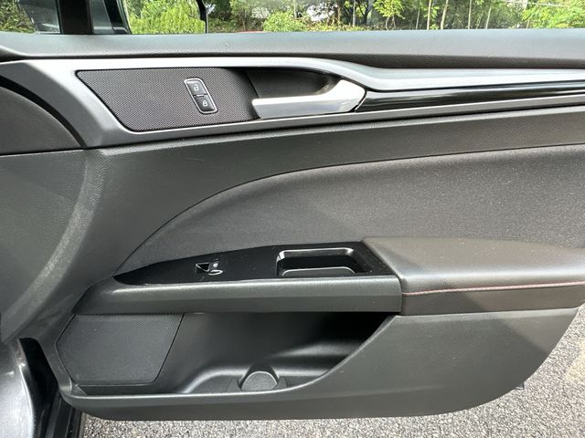 Thumbnail: 2015 Ford Fusion - 23