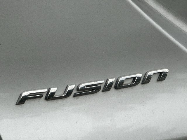 Thumbnail: 2014 Ford Fusion - 18