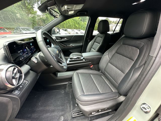 Thumbnail: 2025 Chevrolet Equinox - 12