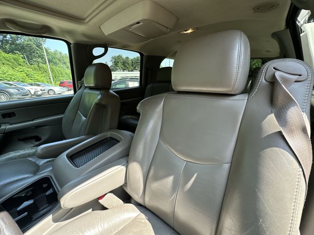Thumbnail: 2006 Chevrolet Suburban - 9
