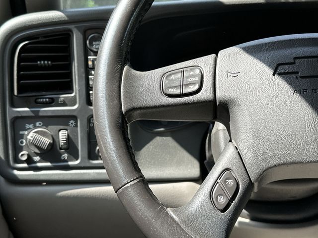 Thumbnail: 2006 Chevrolet Suburban - 13