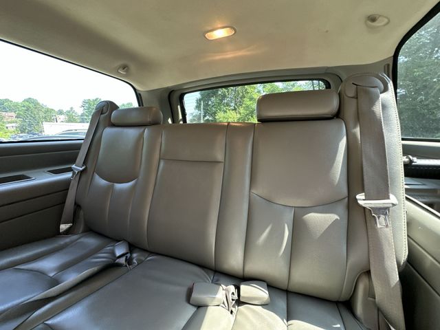Thumbnail: 2006 Chevrolet Suburban - 10